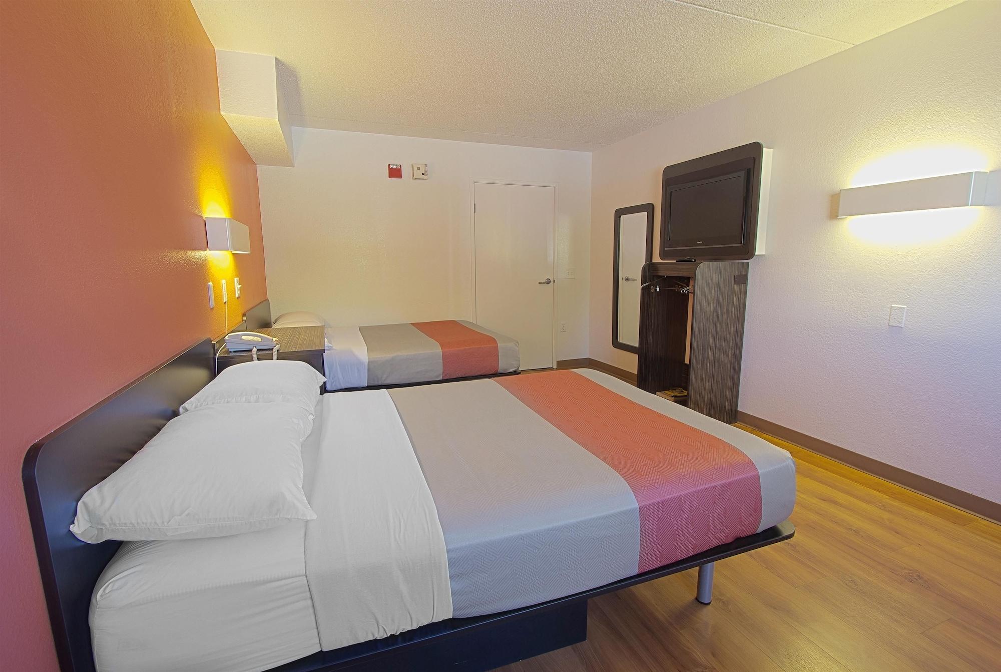 Motel 6-Piscataway, Nj Exterior photo