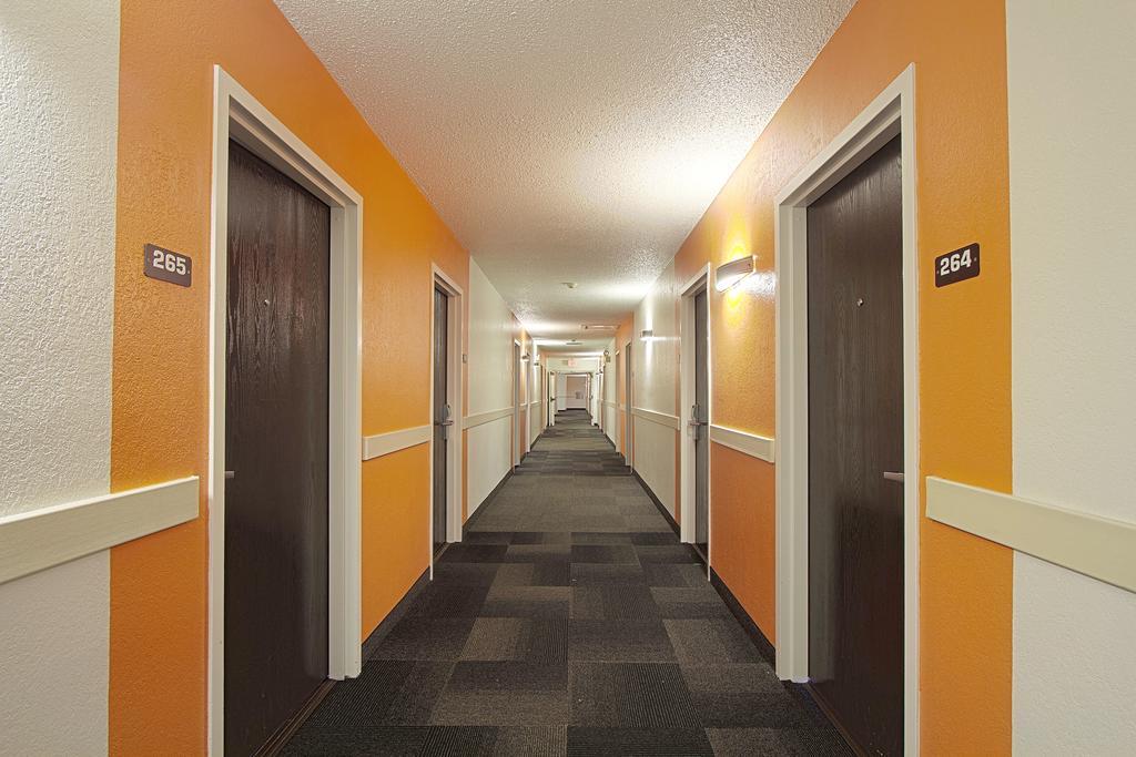 Motel 6-Piscataway, Nj Exterior photo