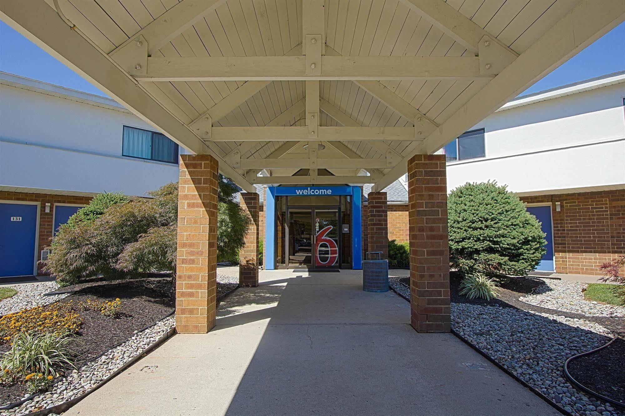Motel 6-Piscataway, Nj Exterior photo