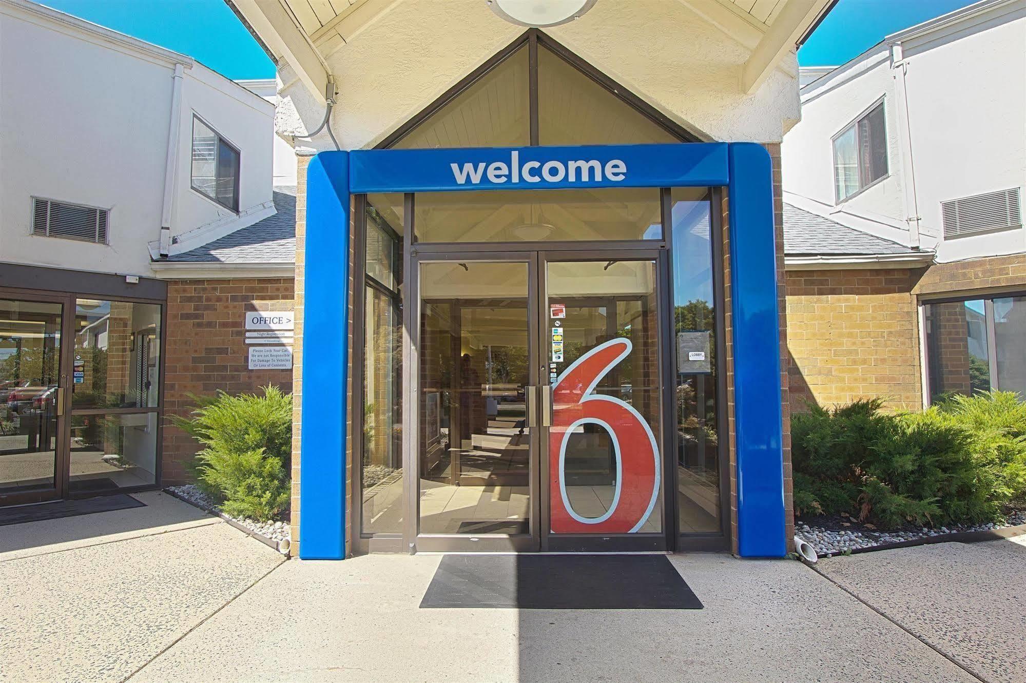 Motel 6-Piscataway, Nj Exterior photo
